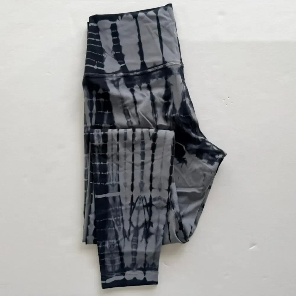 Lululemon Wunder Under High-Rise Tight 28